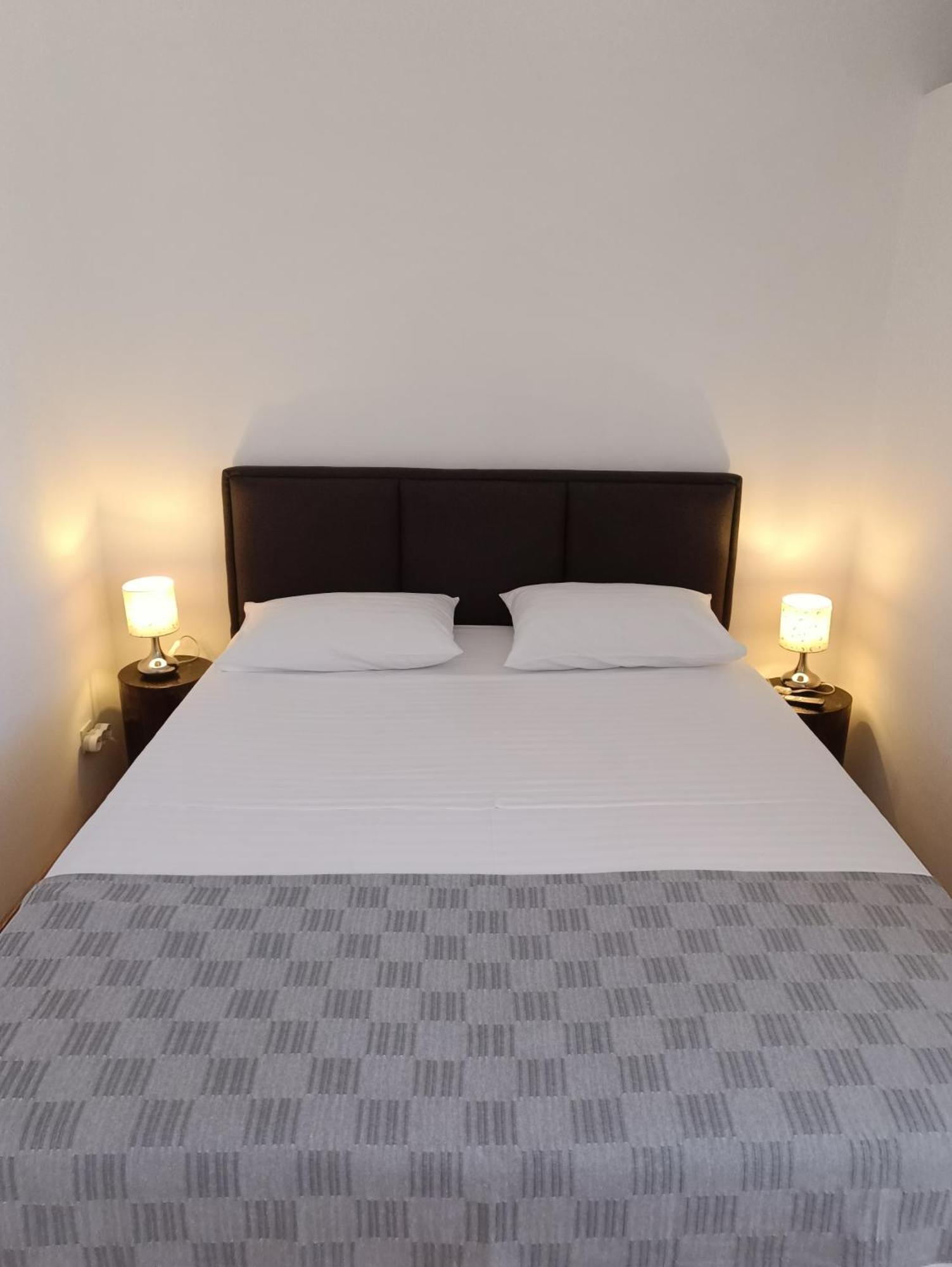 Apartmani Sprljan Водице Екстер'єр фото