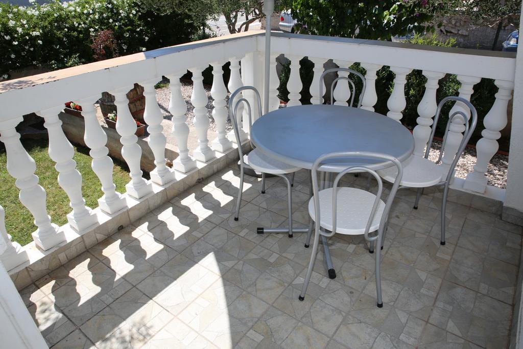Apartmani Sprljan Водице Екстер'єр фото