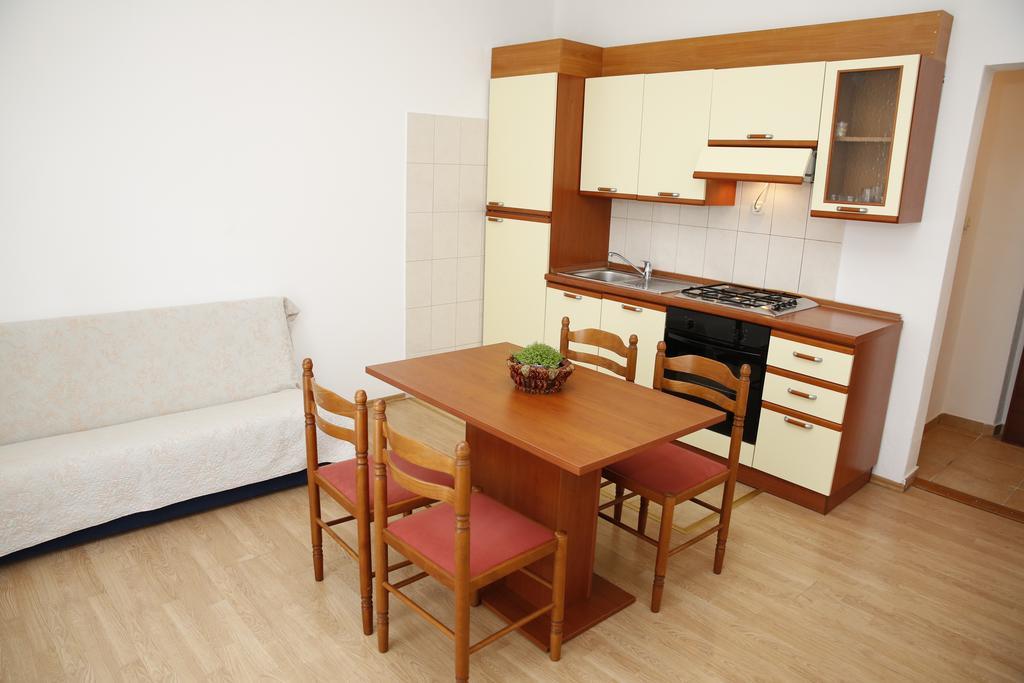 Apartmani Sprljan Водице Екстер'єр фото